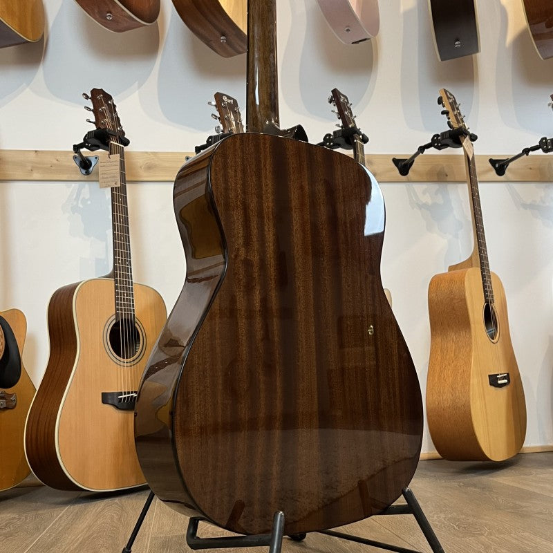 Fender CC-60S Gauchère