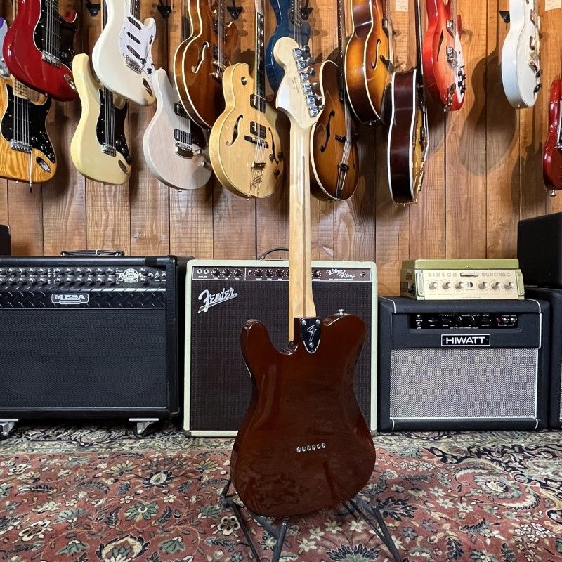 FENDER CLASSIC SERIES '72 TELECASTER DELUXE