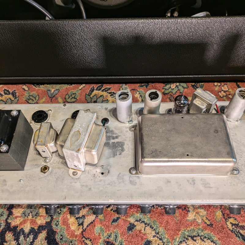 Fender Deluxe Reverb 2-Channel 22-Watt 1x12" Guitar Combo 1966 - Black Panel