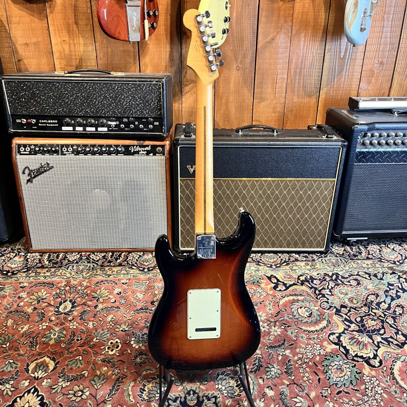 FENDER HSS STRATOCASTER PLAYER PLUS SUNBURST 2023