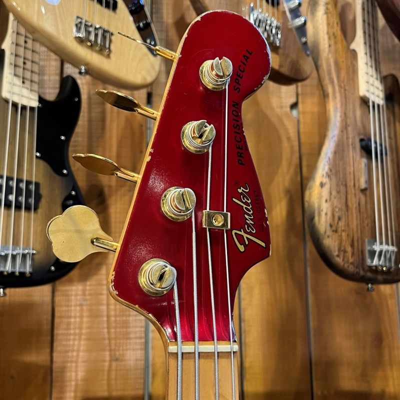 FENDER PRECISION SPECIAL CANDY APPLE RED (1982)