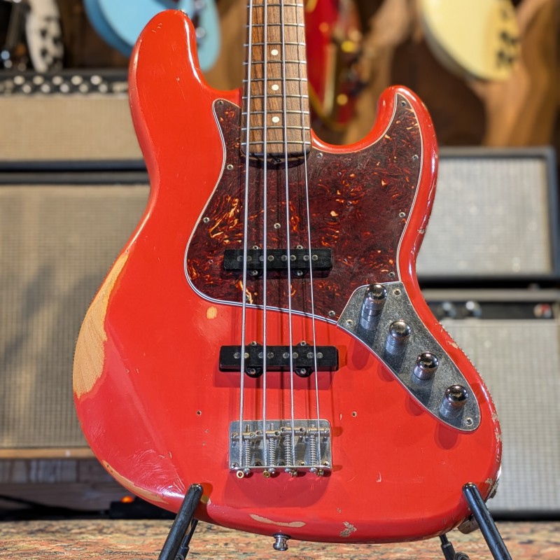 Fender Road Worn '60s Jazz Bass 2009 - Fiesta Red - with Preamp OB3