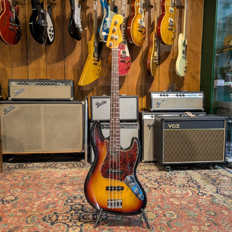 Fender Standard Jazz Bass