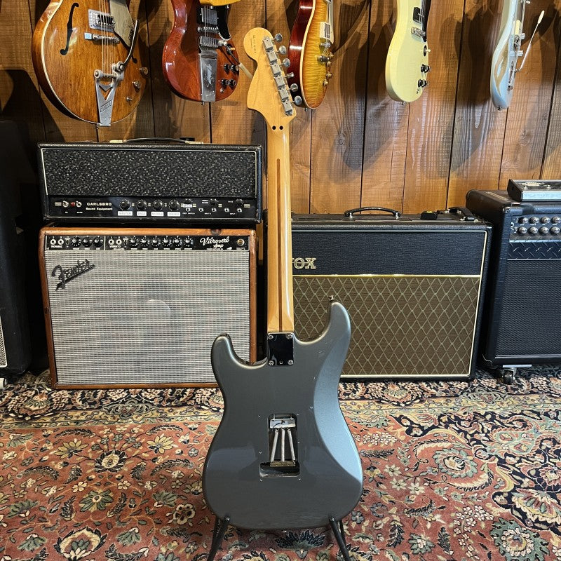 Fender STRATOCASTER DELUXE 2002 PEWTER