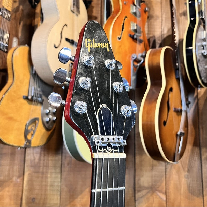 GIBSON FLYING V 1 1984 METALLIC RED