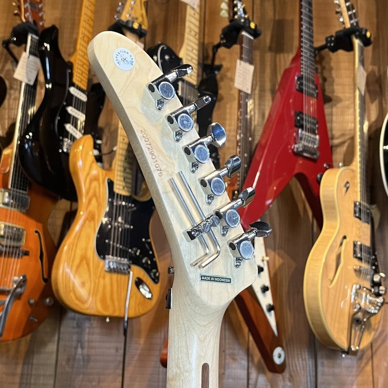 Kramer The 84 Alpine White