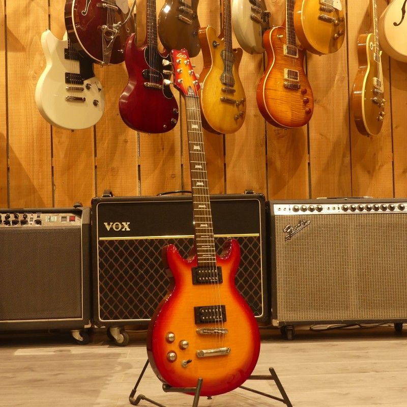 Lag Roxanne RS200 Standard Sunburst Gaucher (2010)