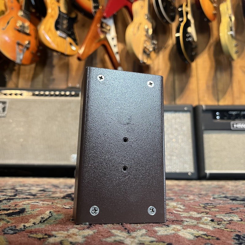 L.R. Baggs Pre-Amp Equalizer