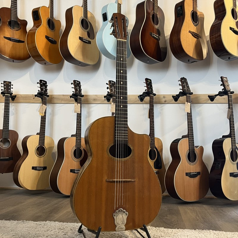 Manouche Year 40/50 Small Mouth 14 Cases