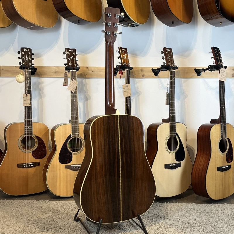 Martin Standard Series HD-28