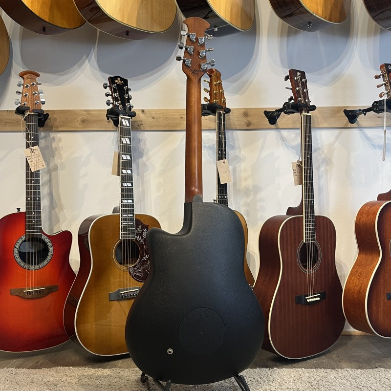 OVATION CELEBRITY CE44-1