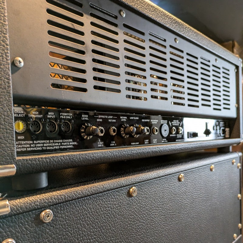 RIVERA KNUCKLEHEAD REVERB + CAB RIVERA LOS BOTTOM SUB1 + FLIGHT CASE