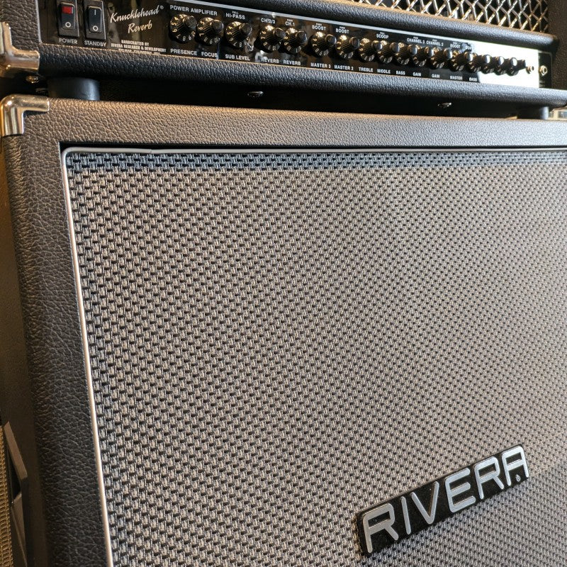 RIVERA KNUCKLEHEAD REVERB + CAB RIVERA LOS BOTTOM SUB1 + FLIGHT CASE