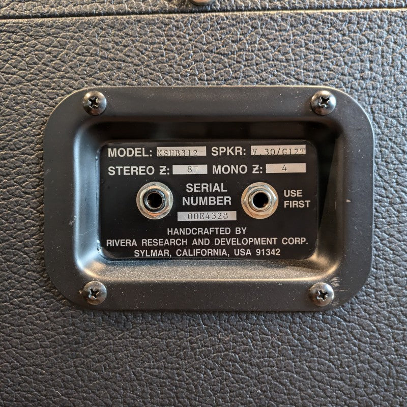 RIVERA KNUCKLEHEAD REVERB + CAB RIVERA LOS BOTTOM SUB1 + FLIGHT CASE