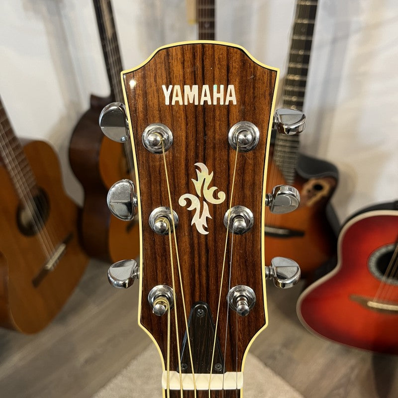Yamaha APX700 Thinline