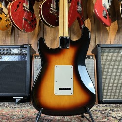 Fender Stratocaster 2005 - Sunburst Fender - 5