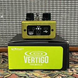 Source Audio Vertigo Tremolo 2010s - Green  - 1