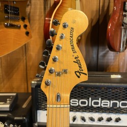 Fender Stratocaster with 3-Bolt Neck, Maple Fretboard 1976 - Olympic White Fender - 3