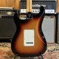 Fender Player Stratocaster with Pau Ferro Fretboard 2021 -3-Color Sunburst Fender - 6