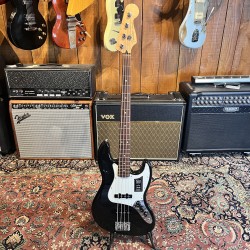 Fender Player Jazz Bass with Pau Ferro Fretboard 2022 - Black Fender - 2