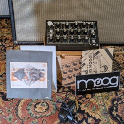 MOOG MINITAUR  - 4