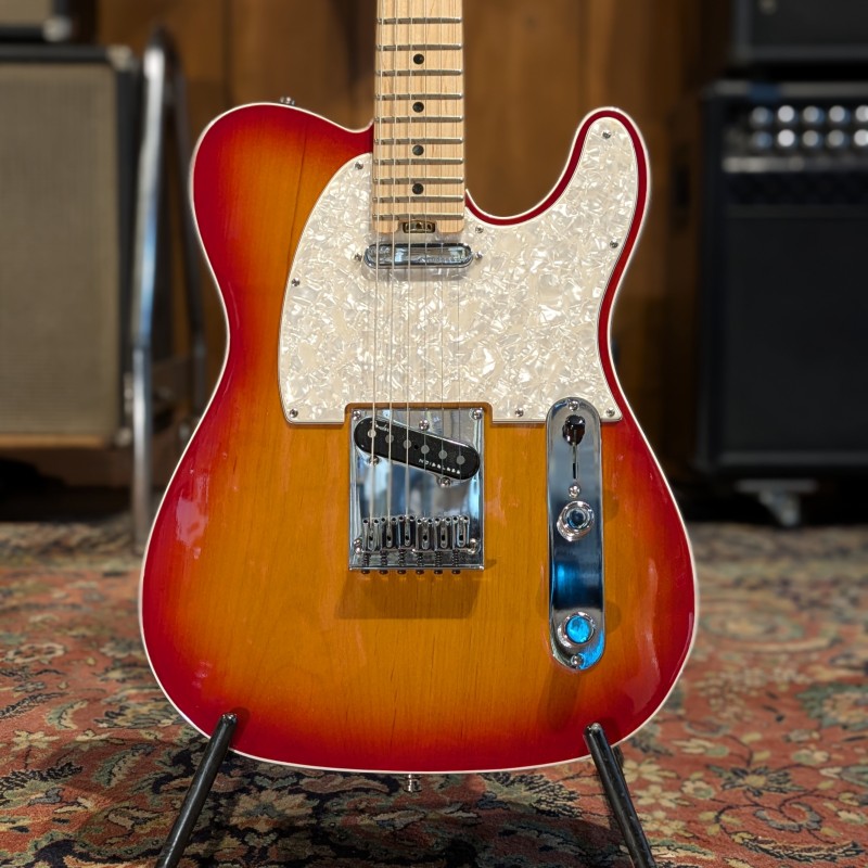 Fender American Elite Telecaster with Maple Fretboard - 2019 - Aged Cherry Burst Fender - 8 Fender American Elite Telecaster with Maple Fretboard - 2019 - Aged Cherry Burst Fender - 8