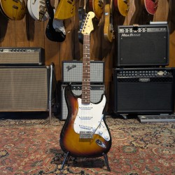 Fender Standard Stratocaster with Rosewood Fretboard 2006 - Brown Sunburst Fender - 4