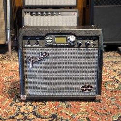 Fender G-DEC Guitar Digital Entertainment Center 15-Watt 1x8" Guitar Practice Amp 2005 - 2010 - Black Fender - 2
