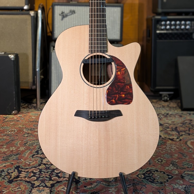 Furch Violet Gc-SM Masters Choice Grand Auditorium Acoustic Guitar Furch - 6 Furch Violet Gc-SM Masters Choice Grand Auditorium Acoustic Guitar Furch - 6