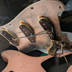 FENDER Stratocaster JOHN CRUZ CUSTOM SHOP Shell Pink 1996 SERIE CUNETTO Fender - 2