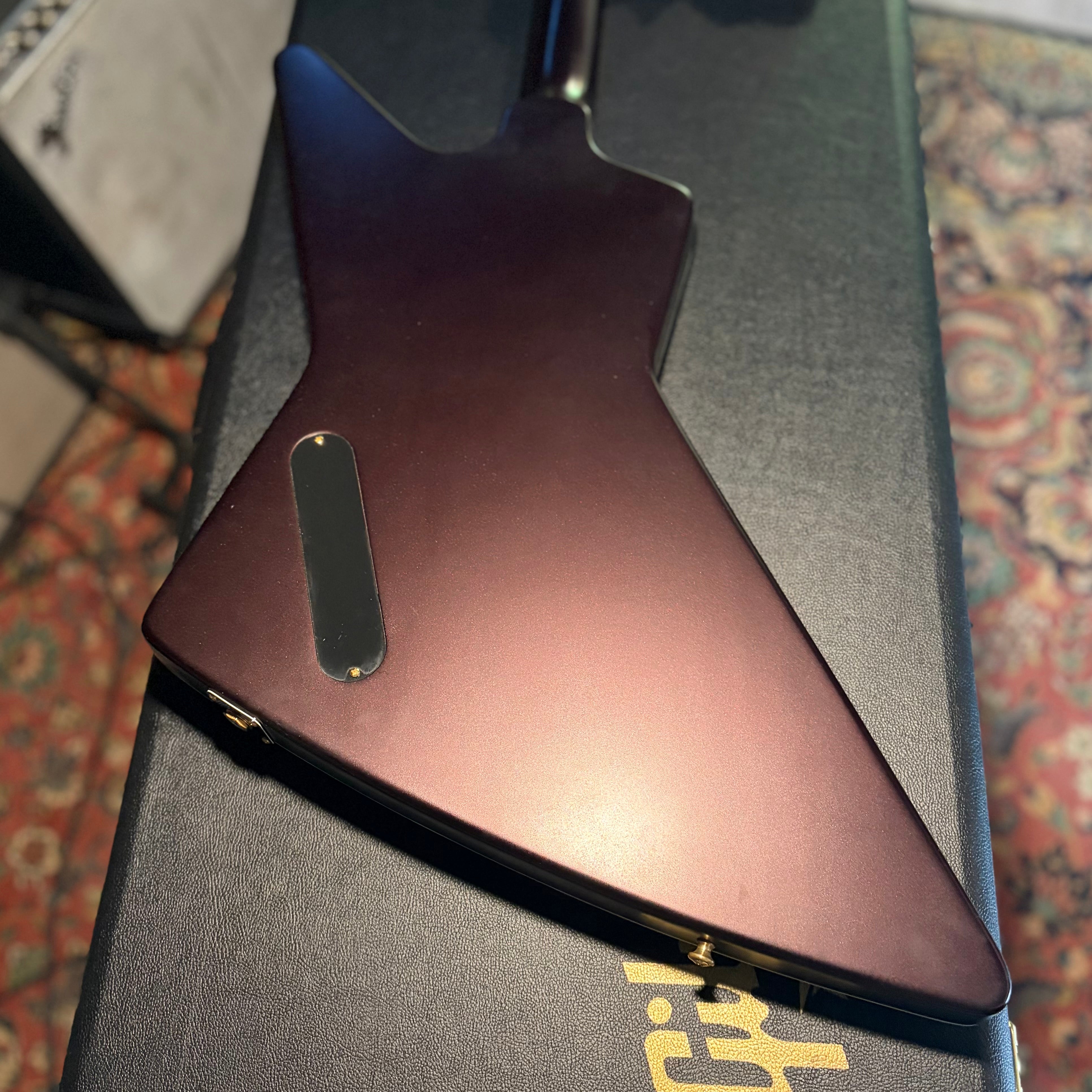 Gibson Mod™ Collection Explorer Custom - Black Cherry Satin