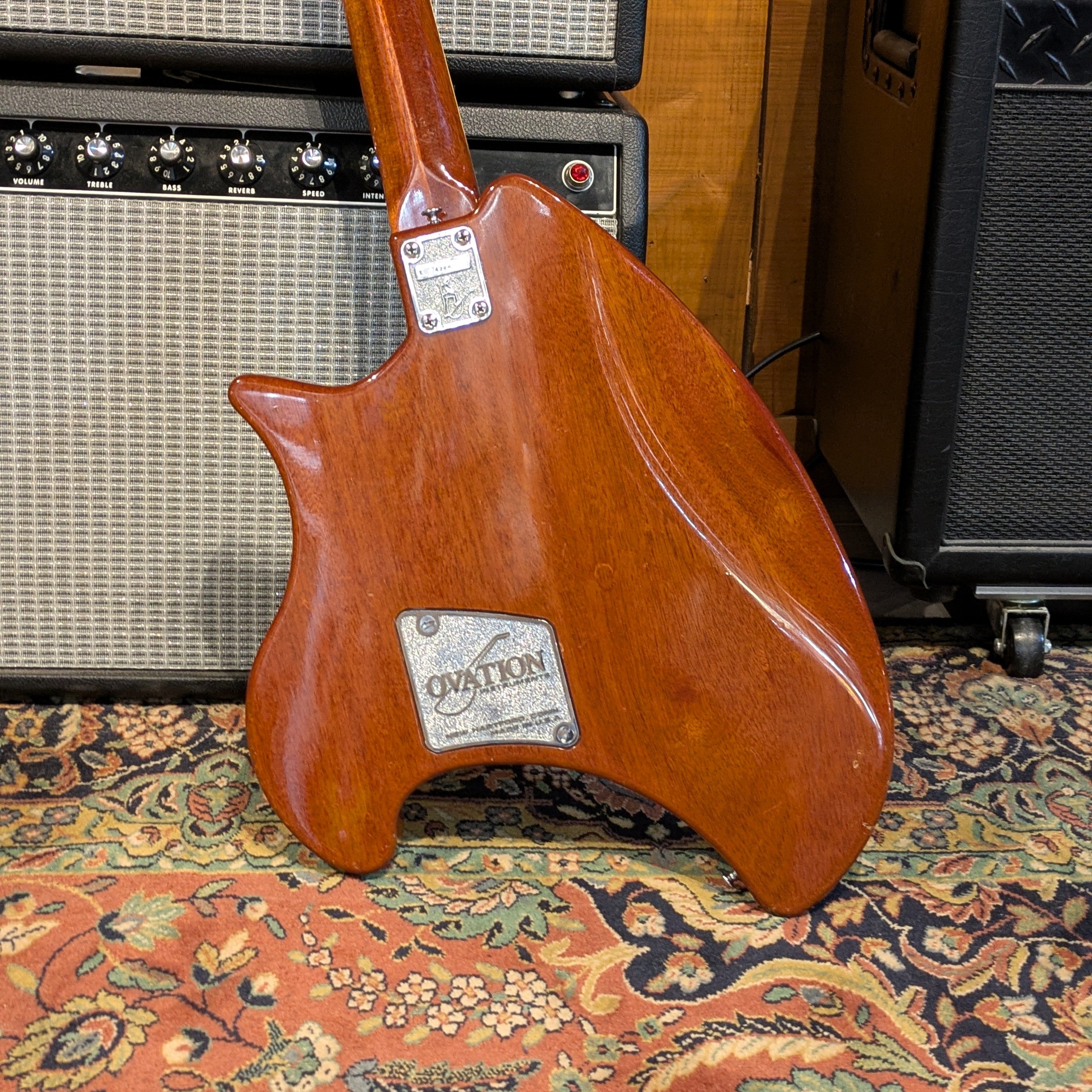 Ovation Deacon – Le Shop Lyon