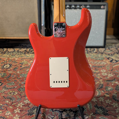 Fender Stratocaster (Neck and body assemble from different Fender)