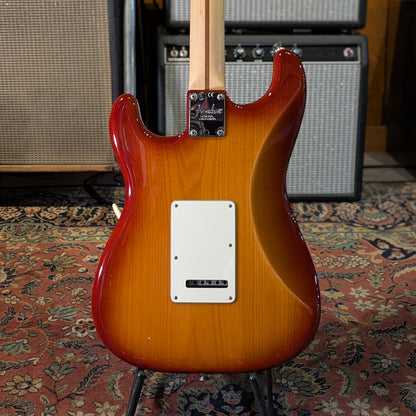 Fender American Professional Stratocaster with Maple Fretboard 2019