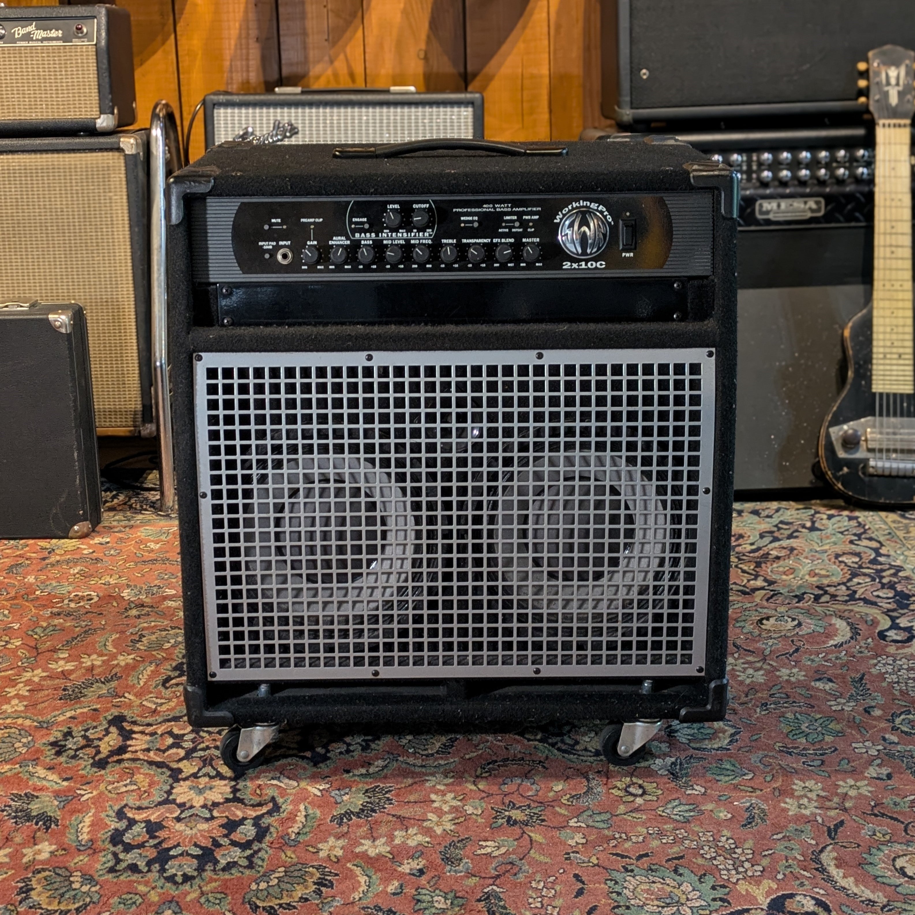 SWR WORKING PRO 210C