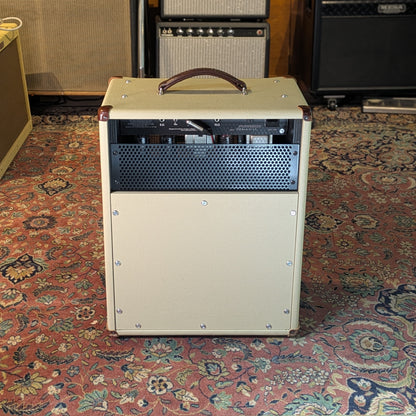Invaders Amplification 535 Bluegrass Combo Reverb