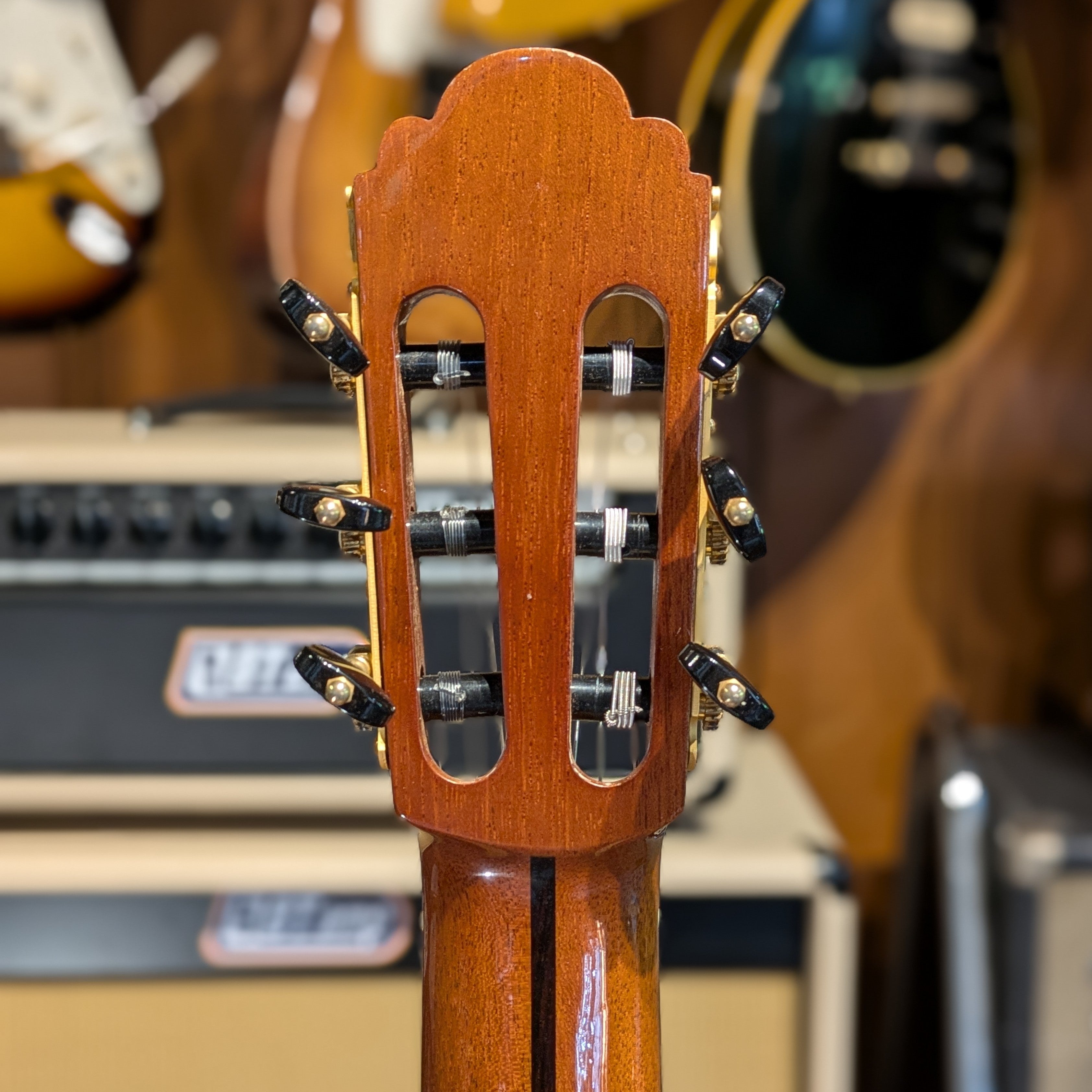 AGUSTIN ENRIQUEZ 4/4 Classical guitar 2011