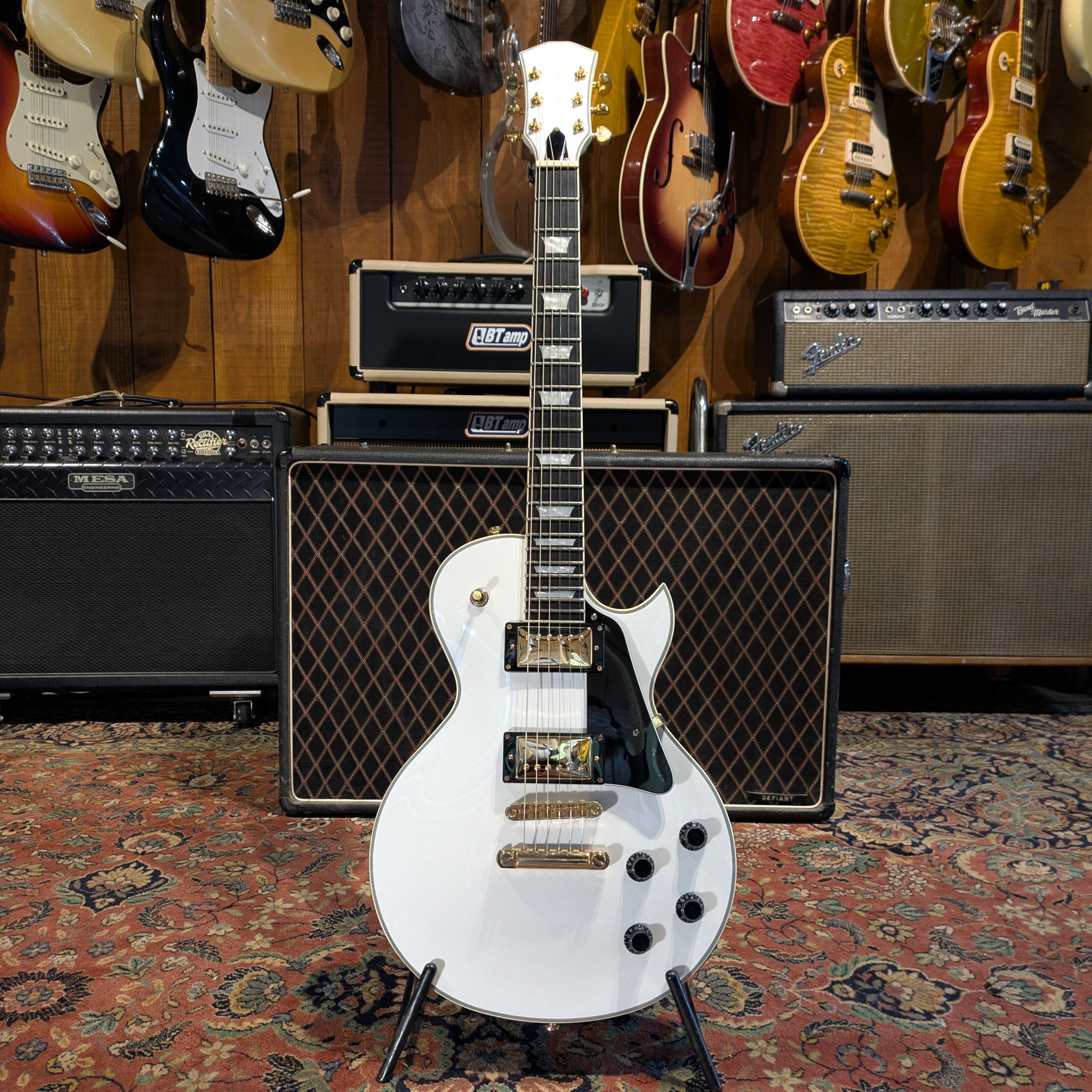 Sire - Larry Carlton - L7/WH - White