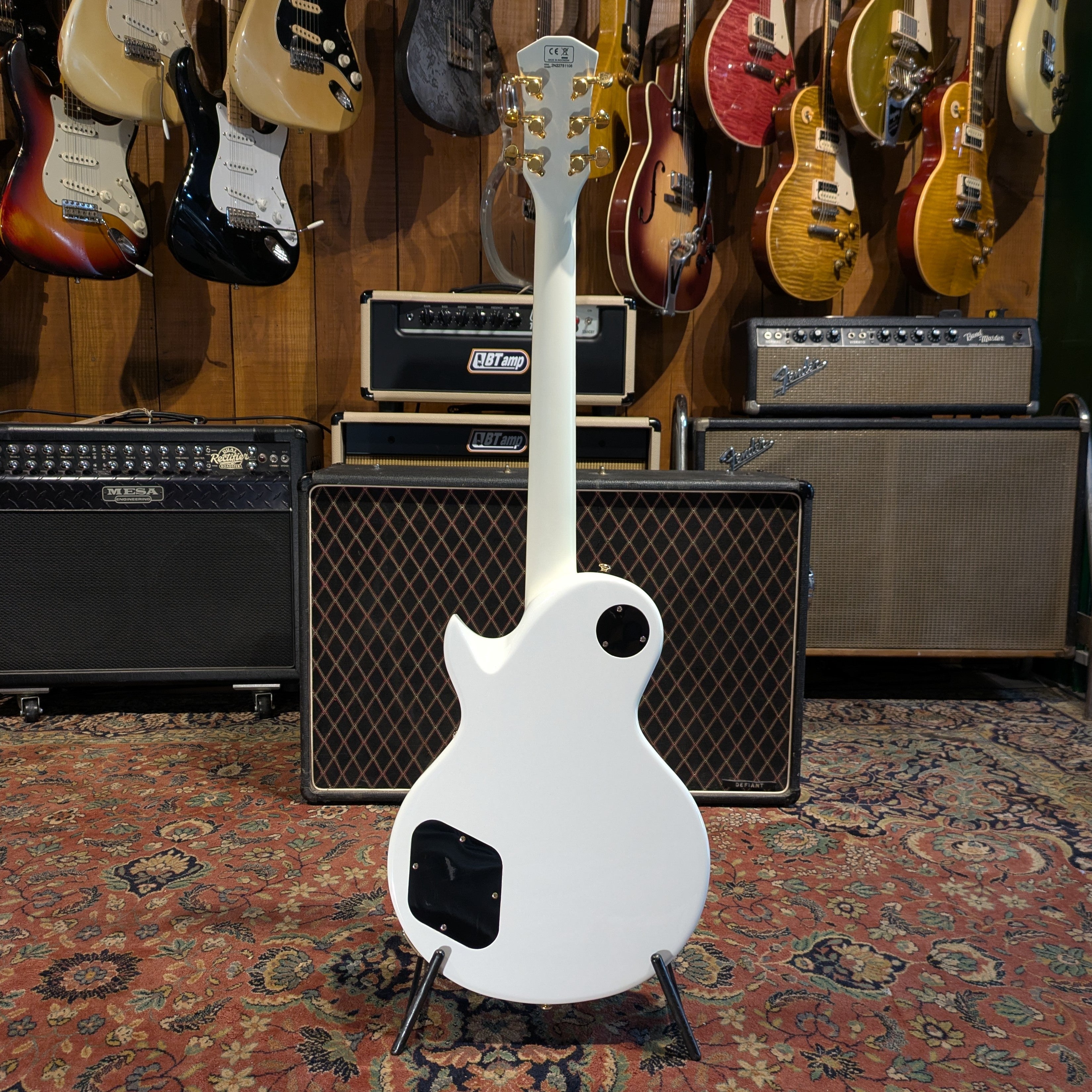 Sire - Larry Carlton - L7/WH - White