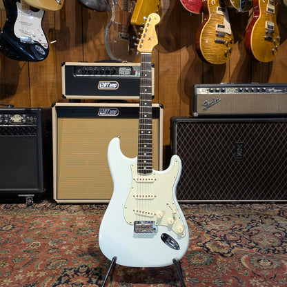 Fender Classic Player '60s Stratocaster - Sonic Blue