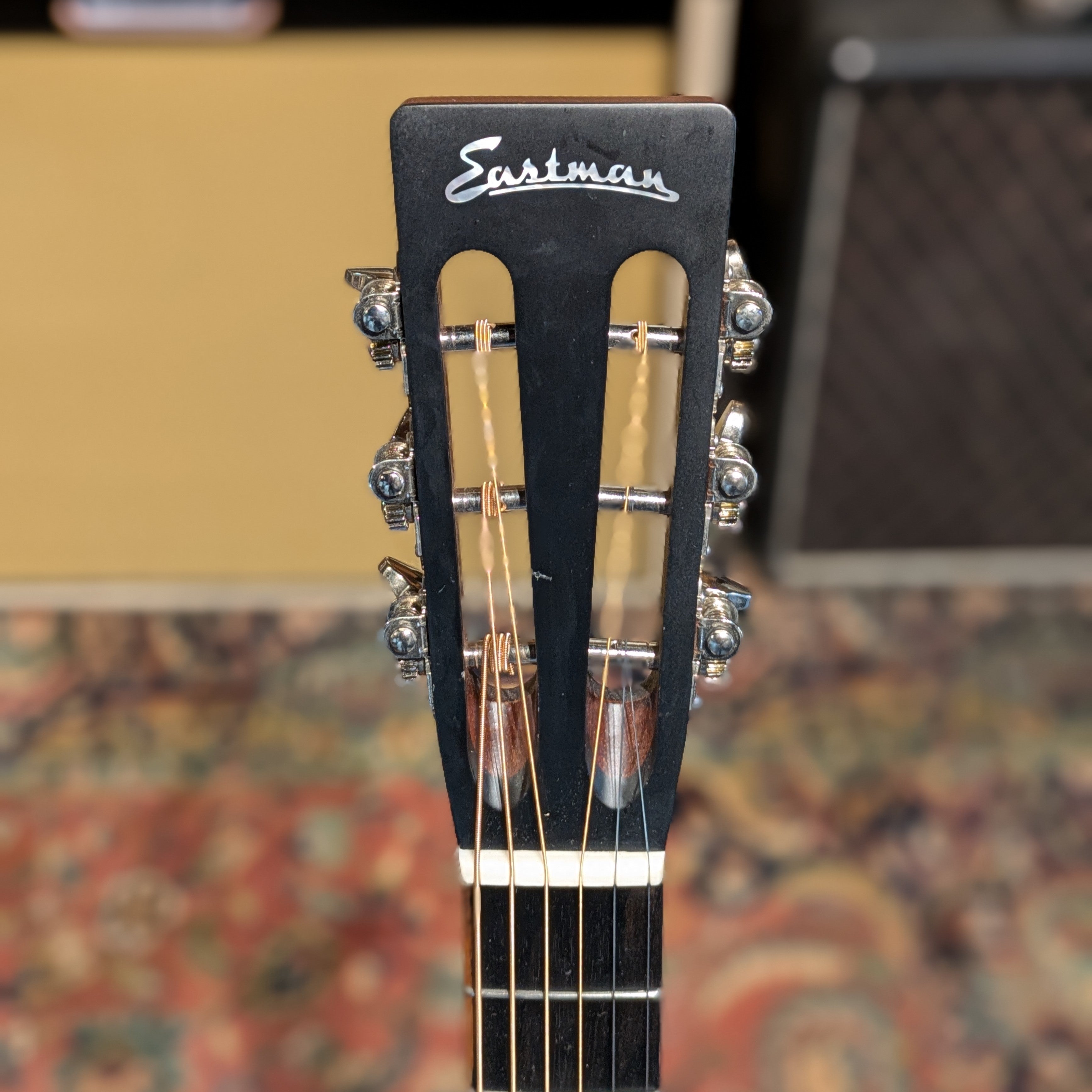 Eastman E1P-LTD-CLA 68/300