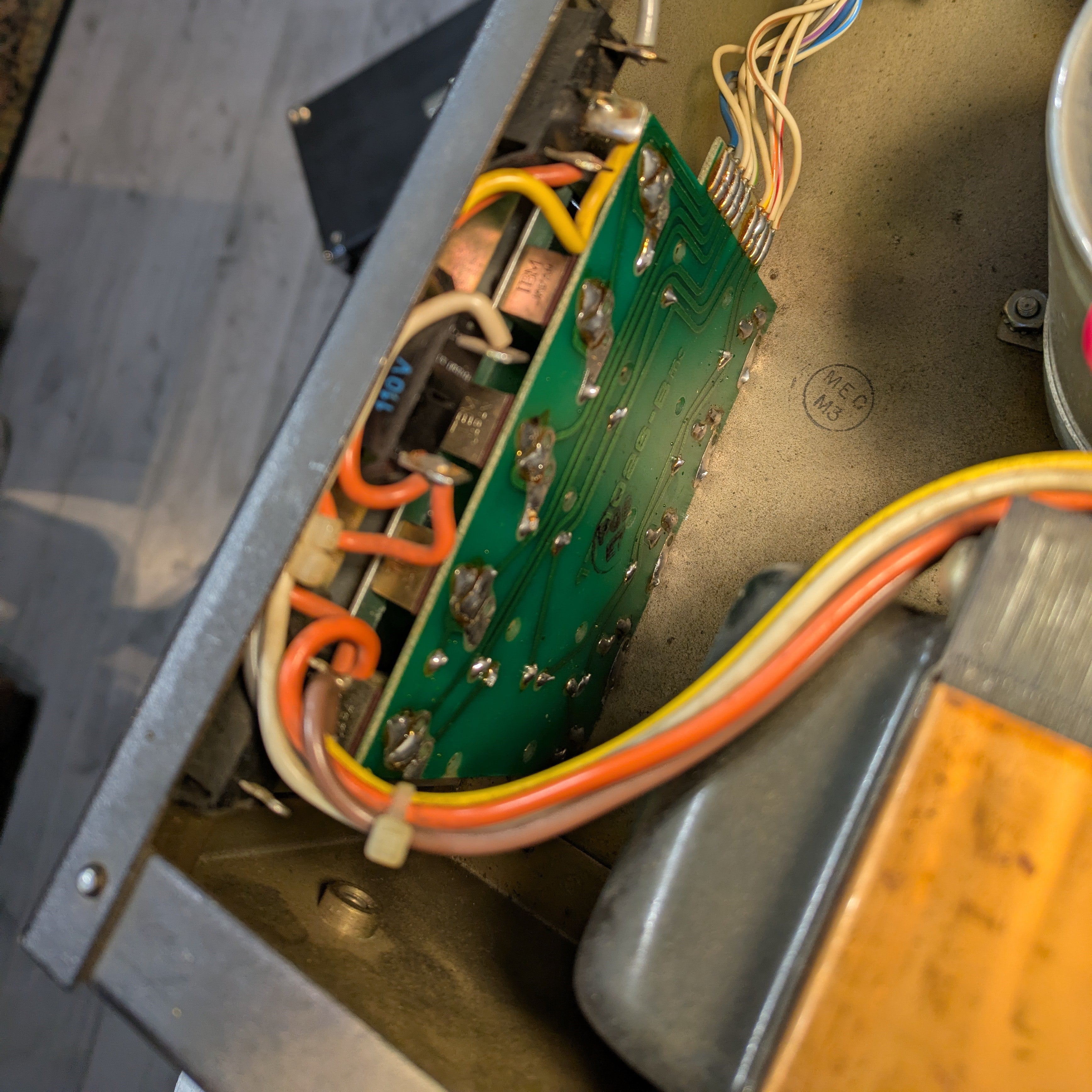 ACOUSTIC 370 - Bass Head - 70's