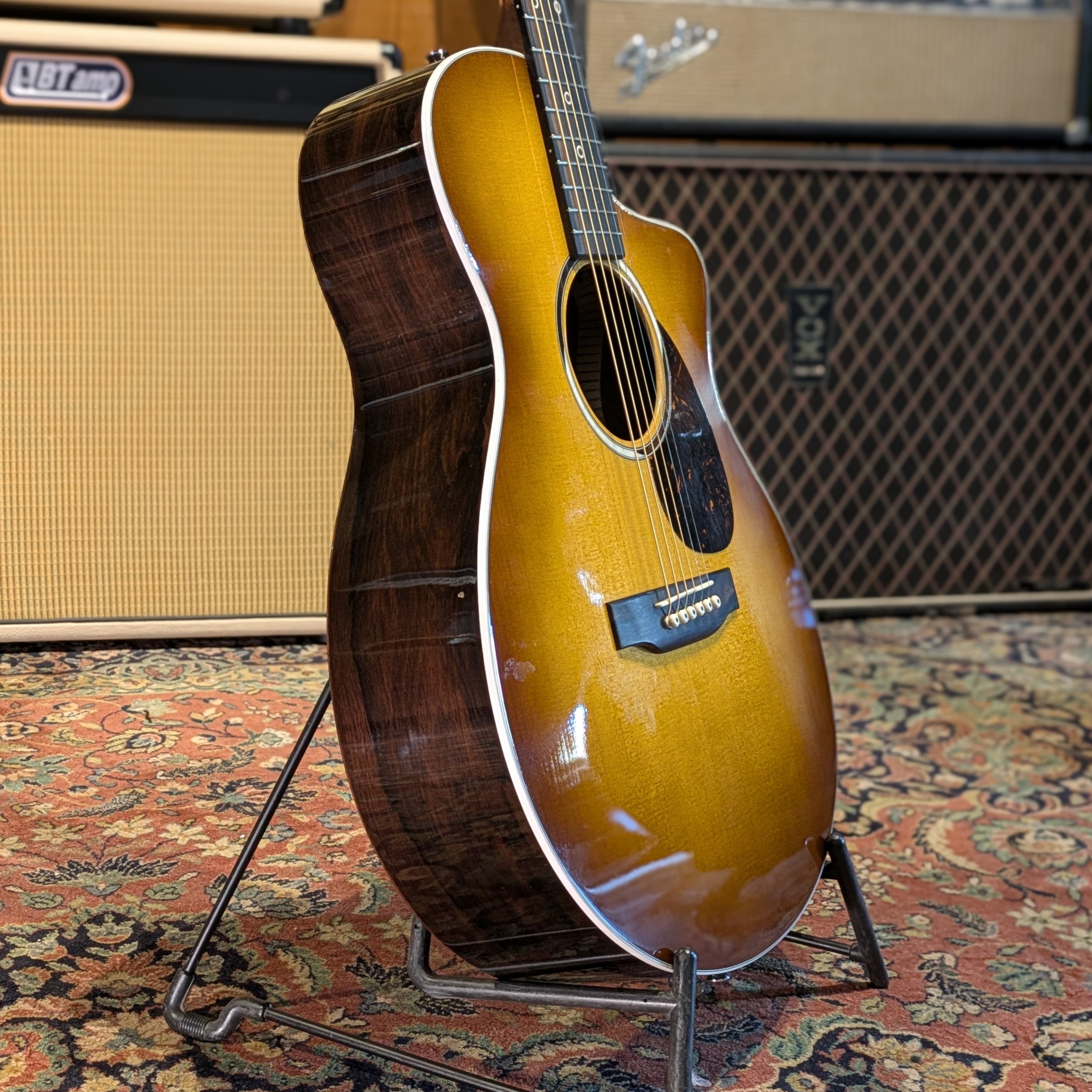 Martin Road Series SC-13E Special 2022 - Present - Sunburst