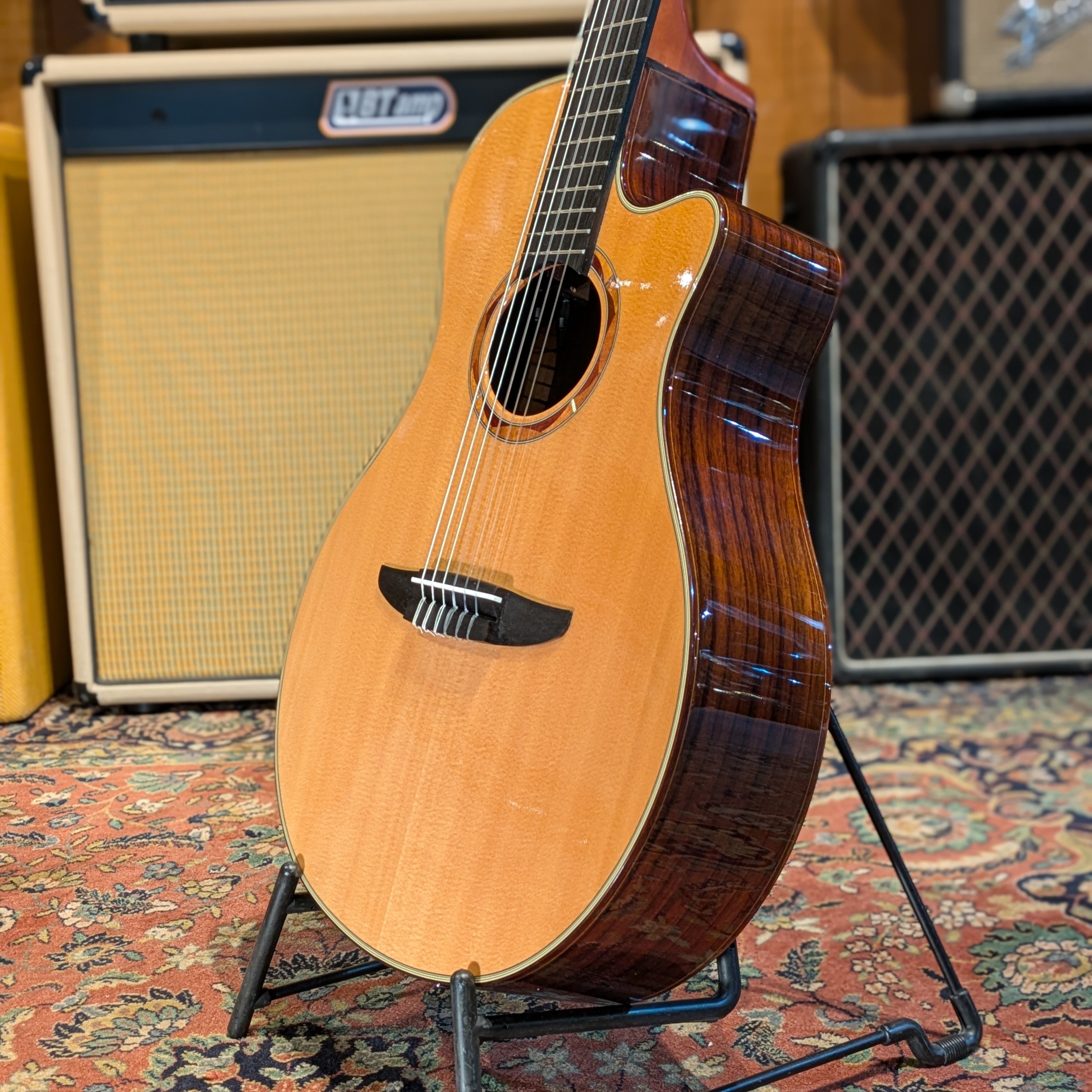 Yamaha NTX1200R Acoustic Guitar 2010s - Natural