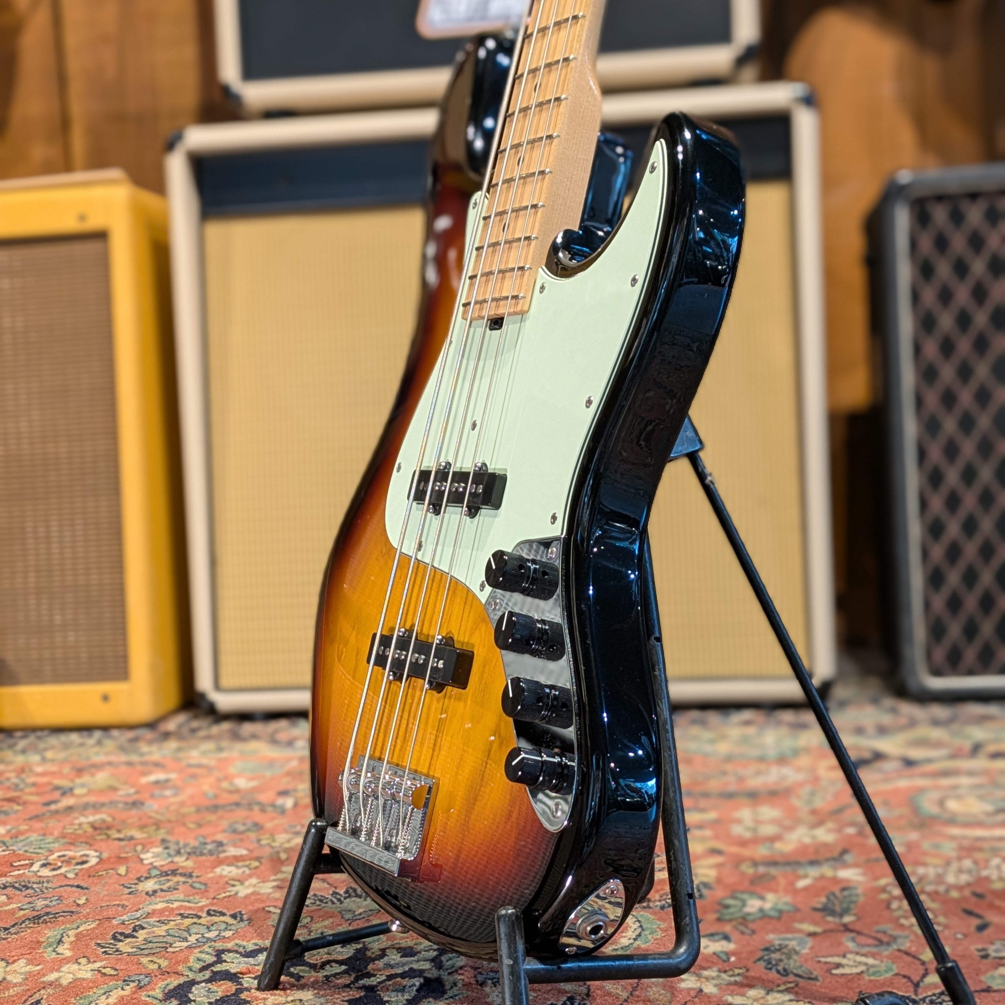 Sadowsky MV4 Japan 2013 - Three Tone Sunburst