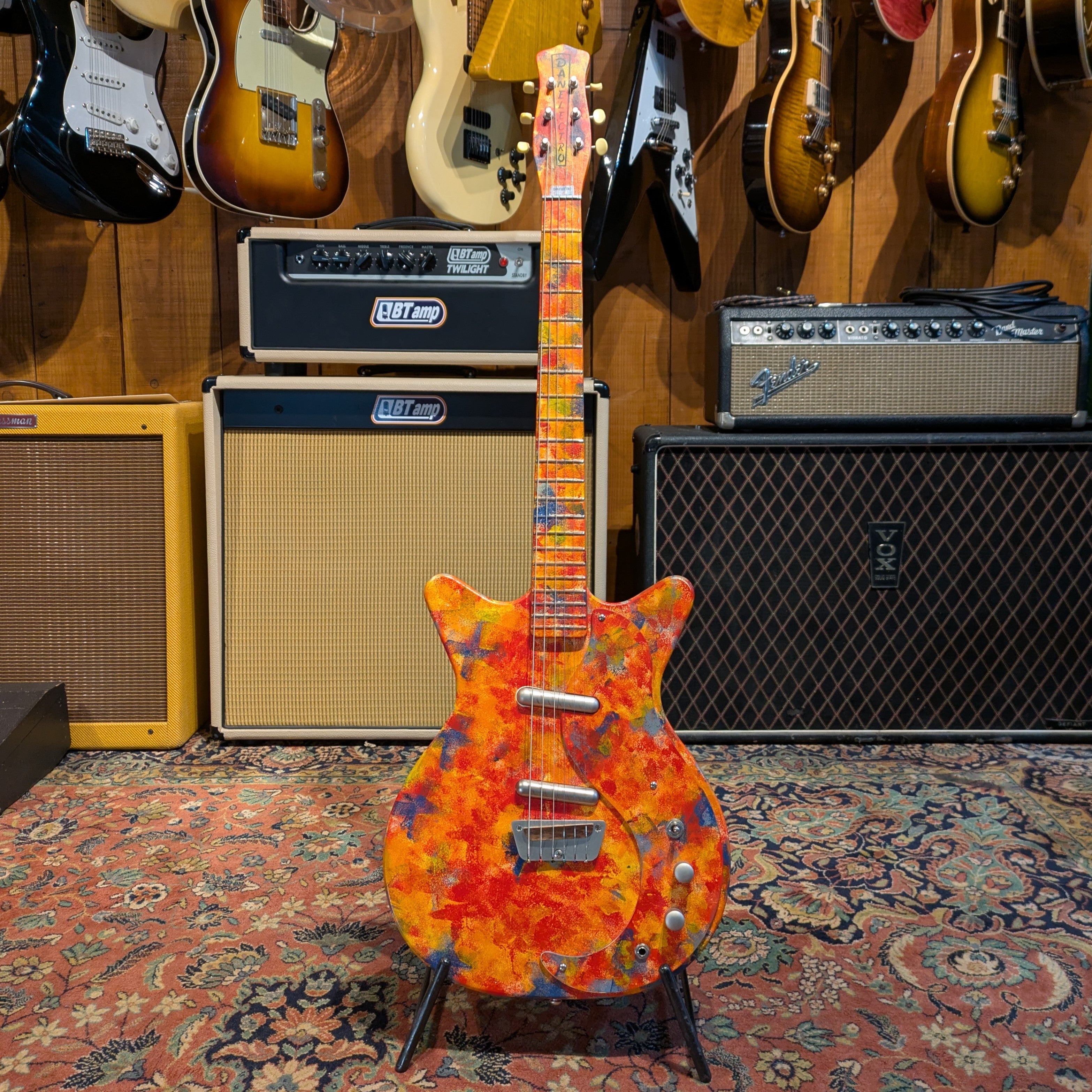 Danelectro DC-59 - Eric Clapton Psychedelic Rainbow – Le Shop Lyon