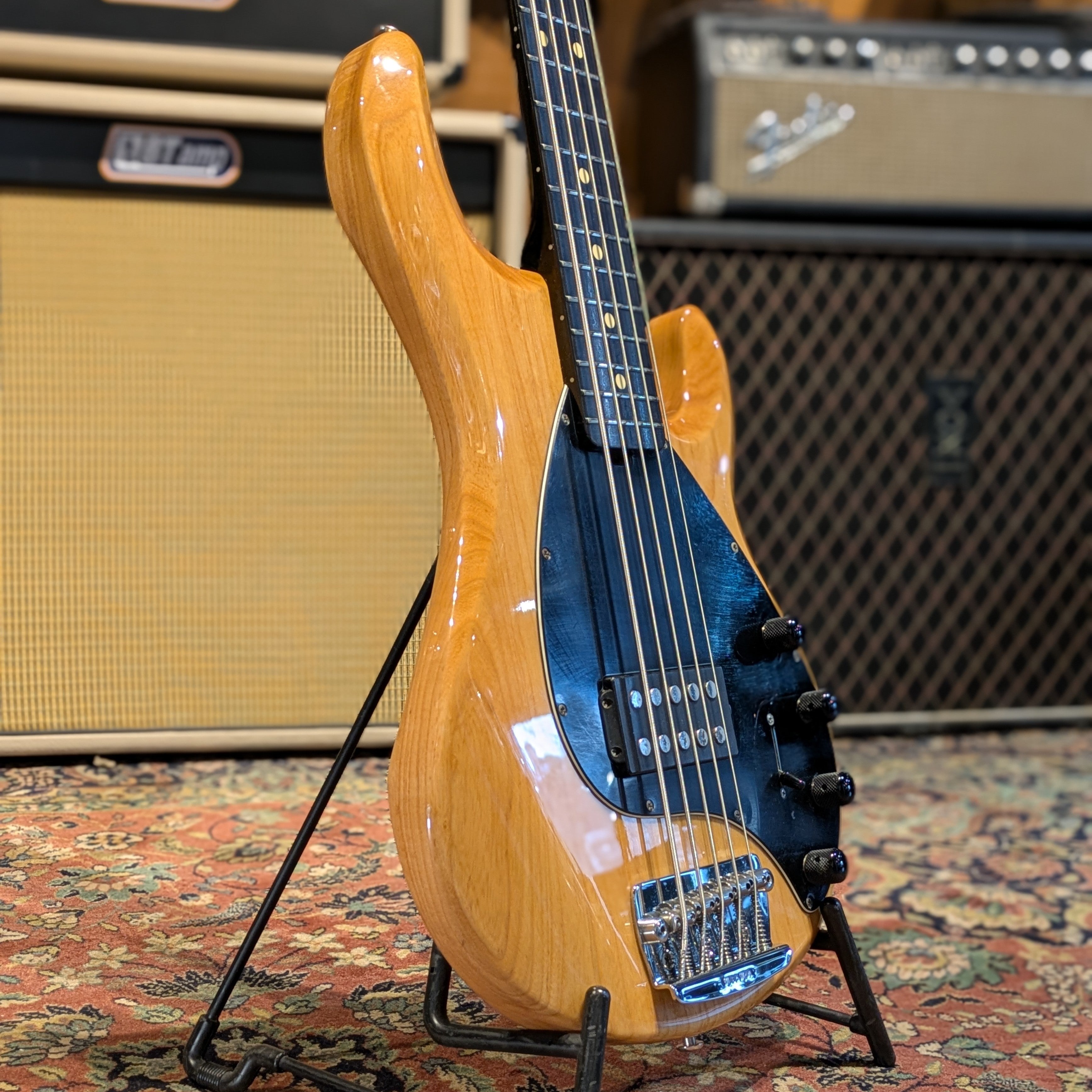 Ernie Ball Music Man Musicman Stingray 5H 2007 with Status Graphite neck- Natural