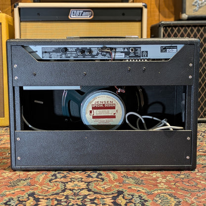 Fender '65 Deluxe Reverb Reissue 22-Watt 1x12" Guitar Combo - Black