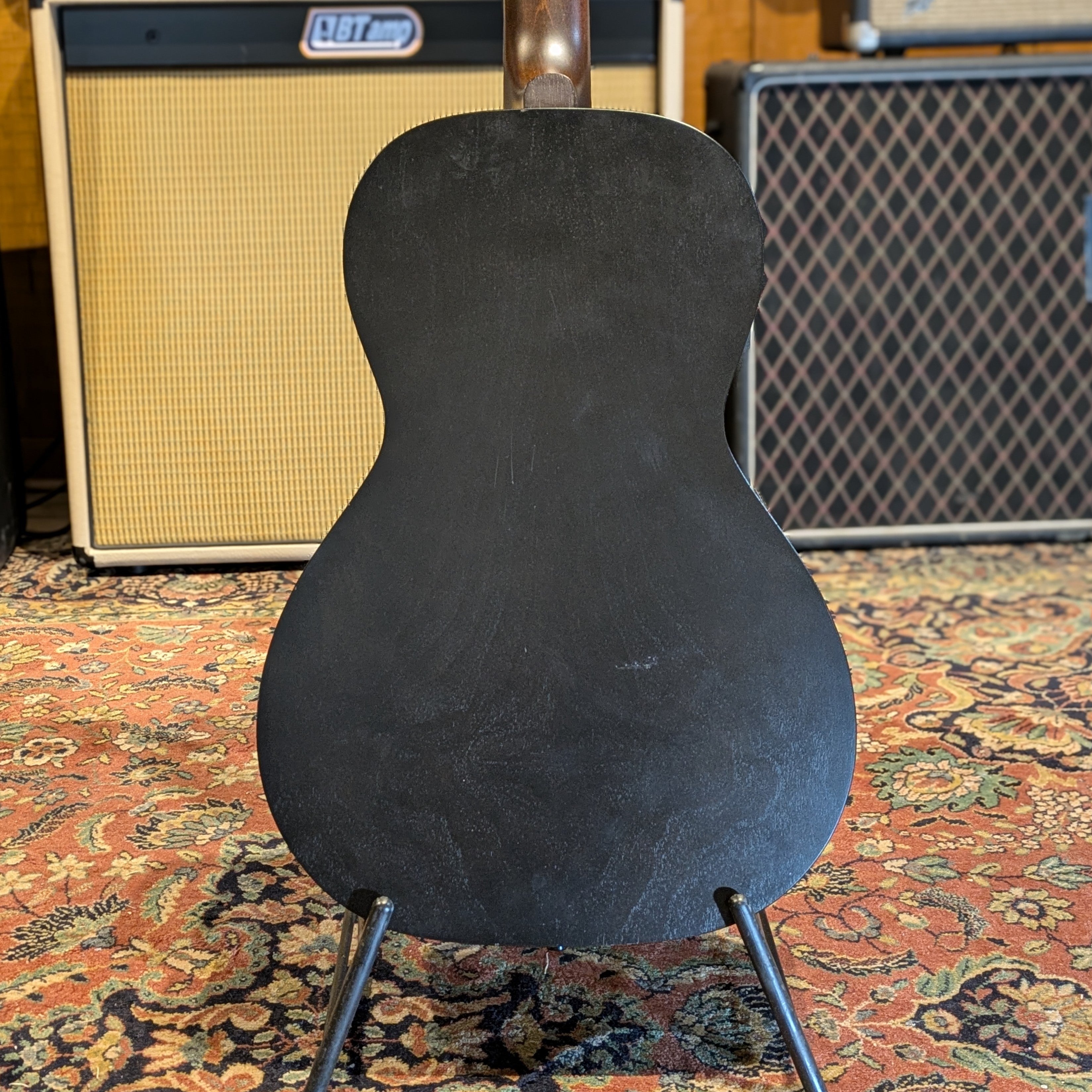 Art & Lutherie Roadhouse Parlor with Electronics - Faded Black