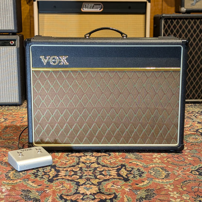 Vox AC15CC1X Custom Classic 15-Watt 1x12" Blue Alnico Guitar Combo 2006 - 2010 - Black